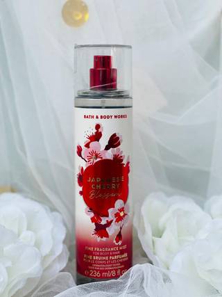 Japanese Cherry Blossom · 236 ml Body & Body Fragrance Mist